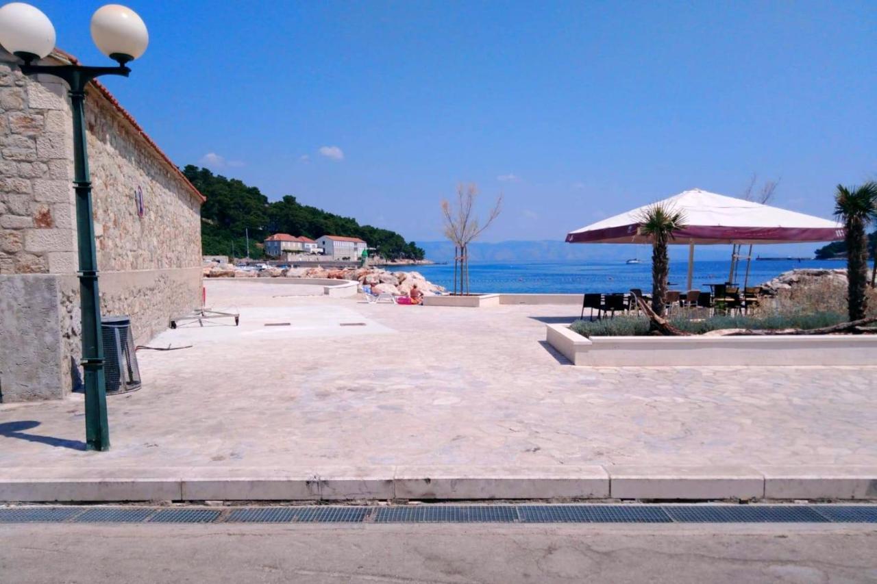 Holiday House With A Swimming Pool Vrbanj, Hvar - 11040 Exteriör bild